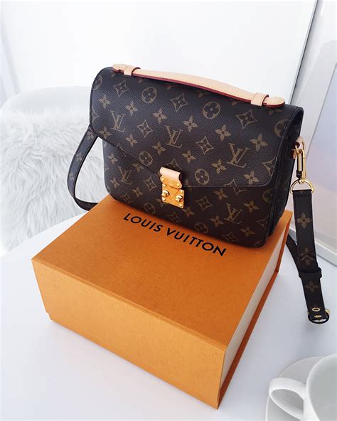 louis vuitton tasche pochette mini